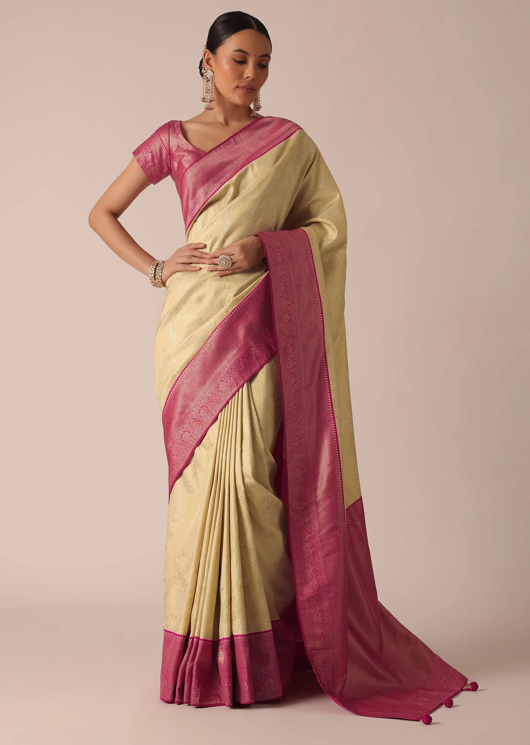 Gold Saree In Brocade Silk With Woven Motifs And Unstitched Blouse Piece