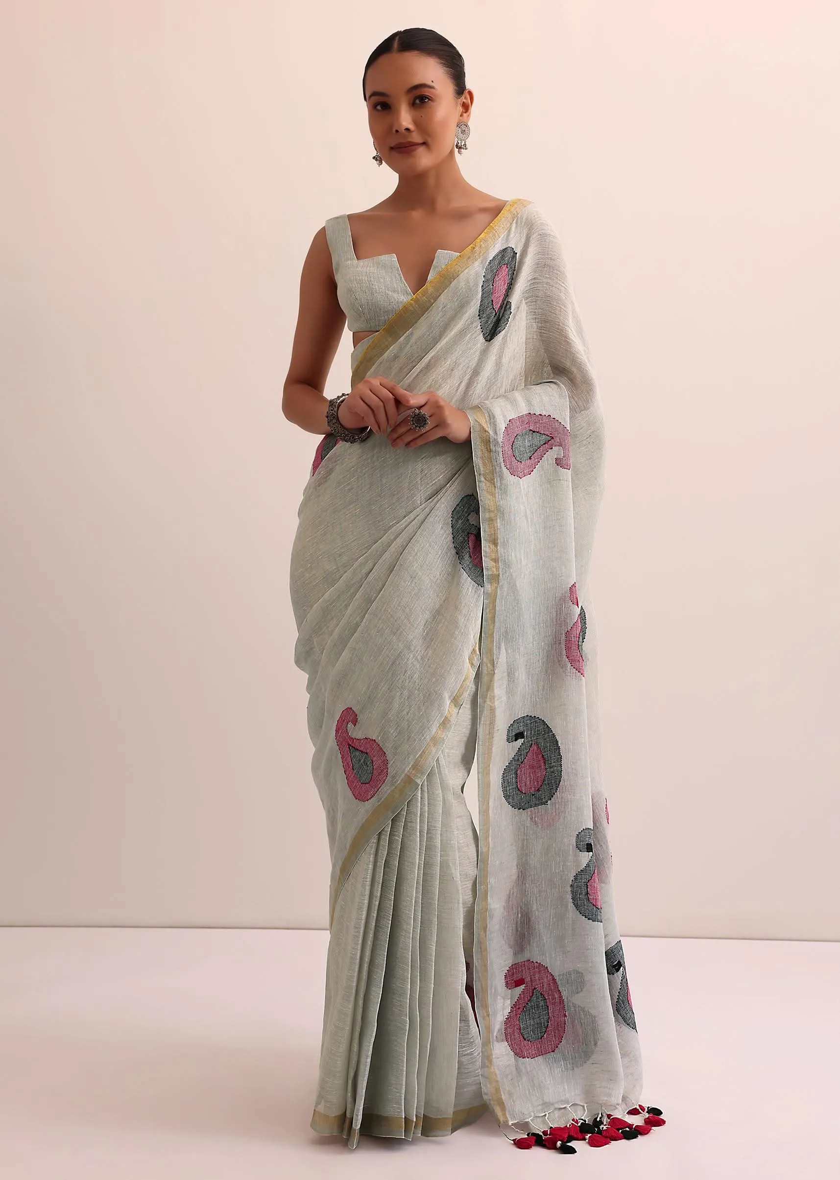 Grey Cotton Linen Saree With Thread Work And Unstitched Blouse